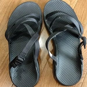 Chaco size 8
